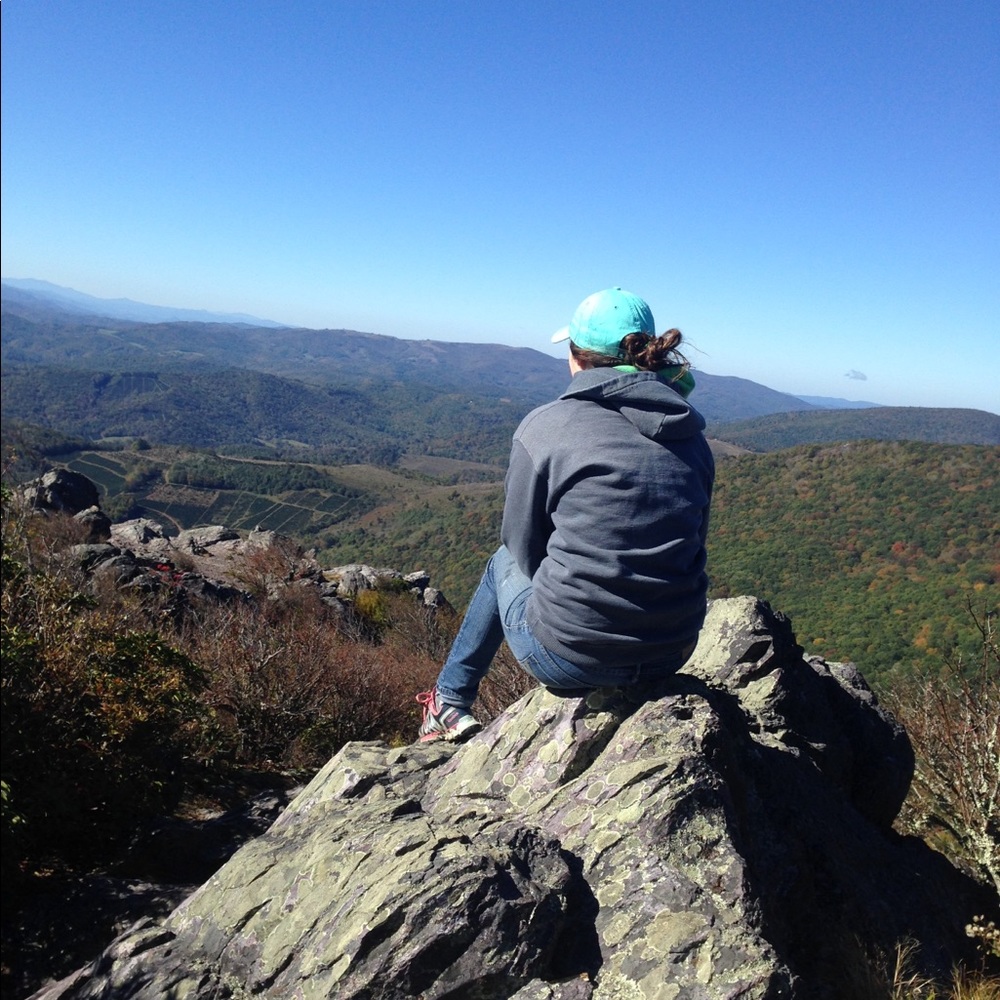 Meet your Posher, Monica